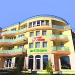 Family Albizia 酒店 瓦爾納