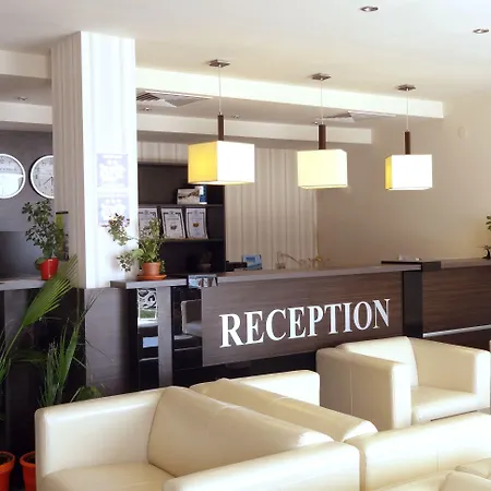 Family Albizia Varna