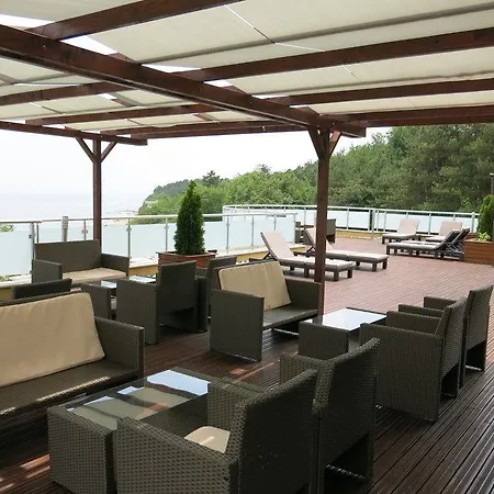 Family Albizia Hotel