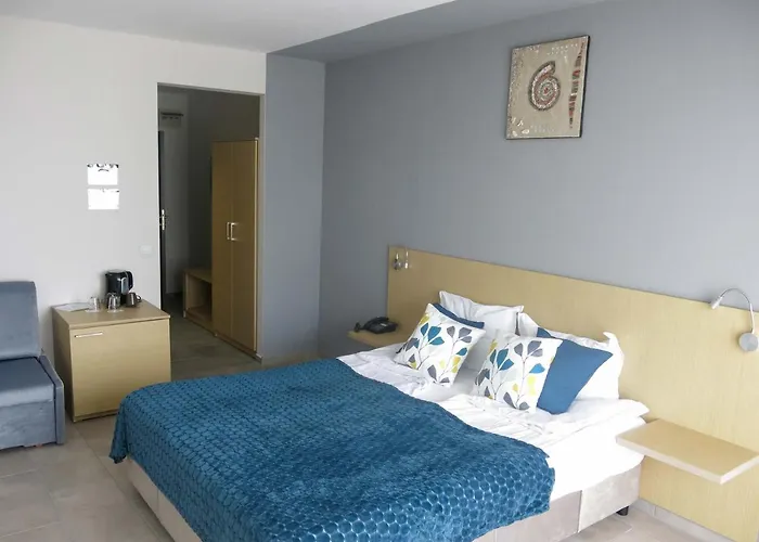 Ξενοδοχείο Family Albizia 3*