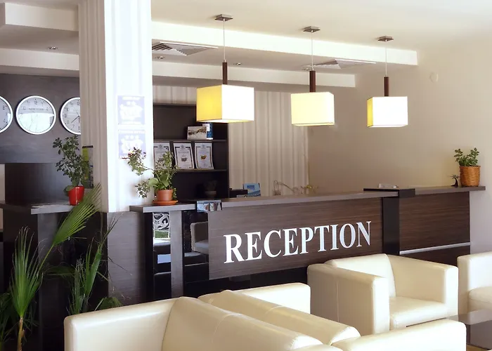 Family Albizia Βάρνα