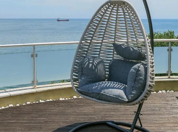 酒店 Family Albizia 3*