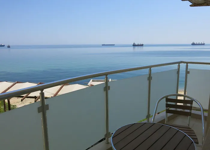 Family Albizia 酒店