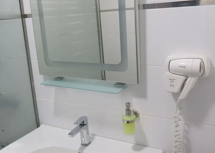 Family Albizia 酒店