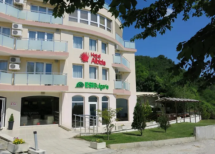 酒店 Family Albizia 瓦爾納