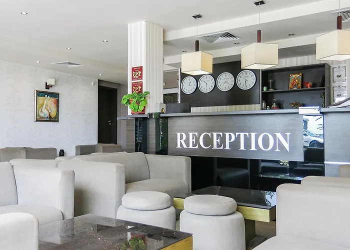 酒店 Family Albizia 3*